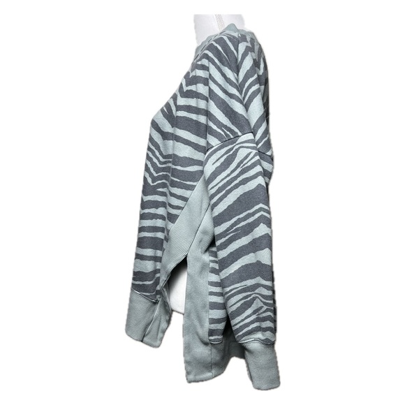 Aerie Good Vibes Oversized Zebra Sweatshirt - Size M 🦓💫 - Picture 2 of 5